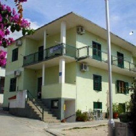 Apartmani Darinka Baška Voda Exterior foto