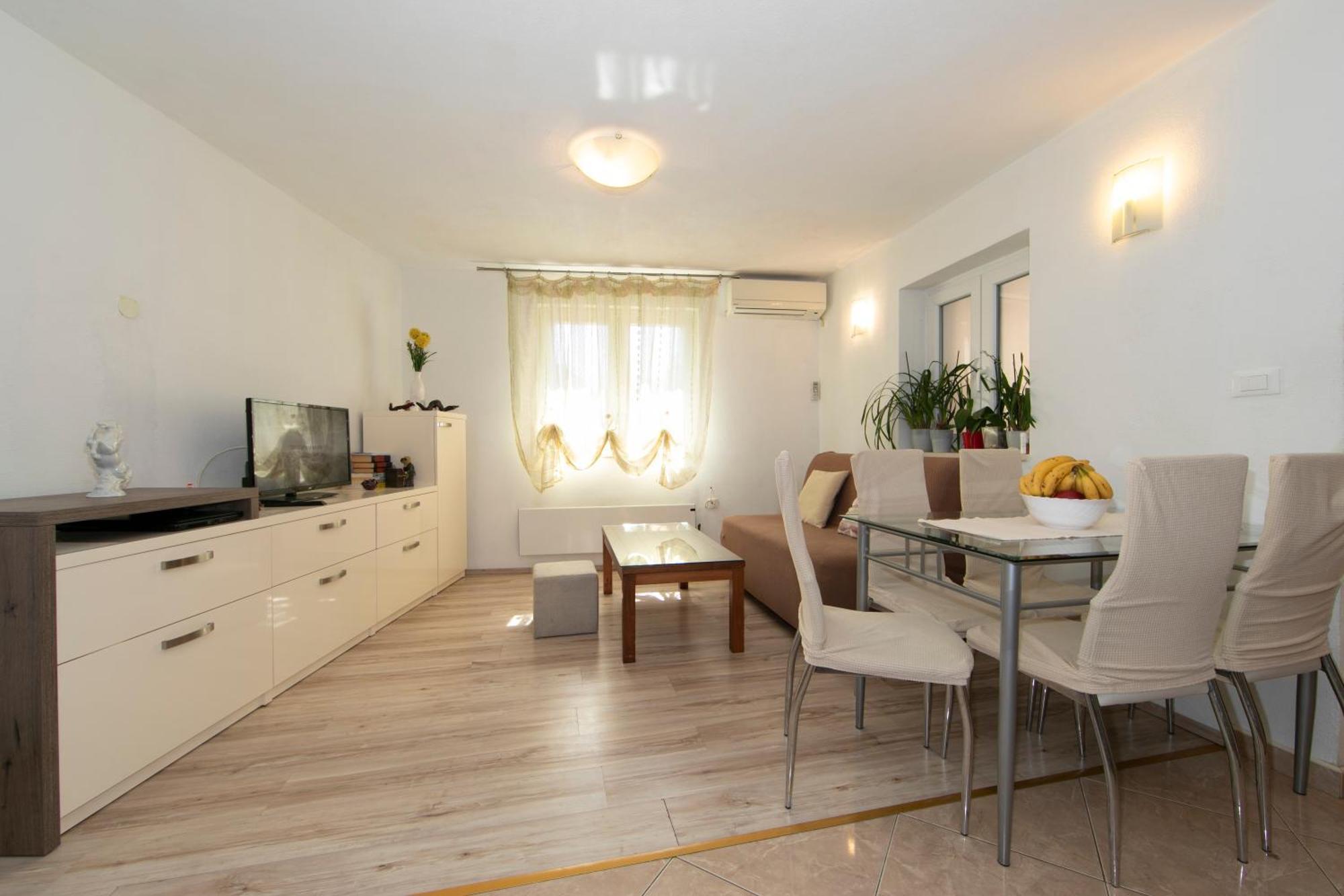 Apartmani Darinka Baška Voda Exterior foto