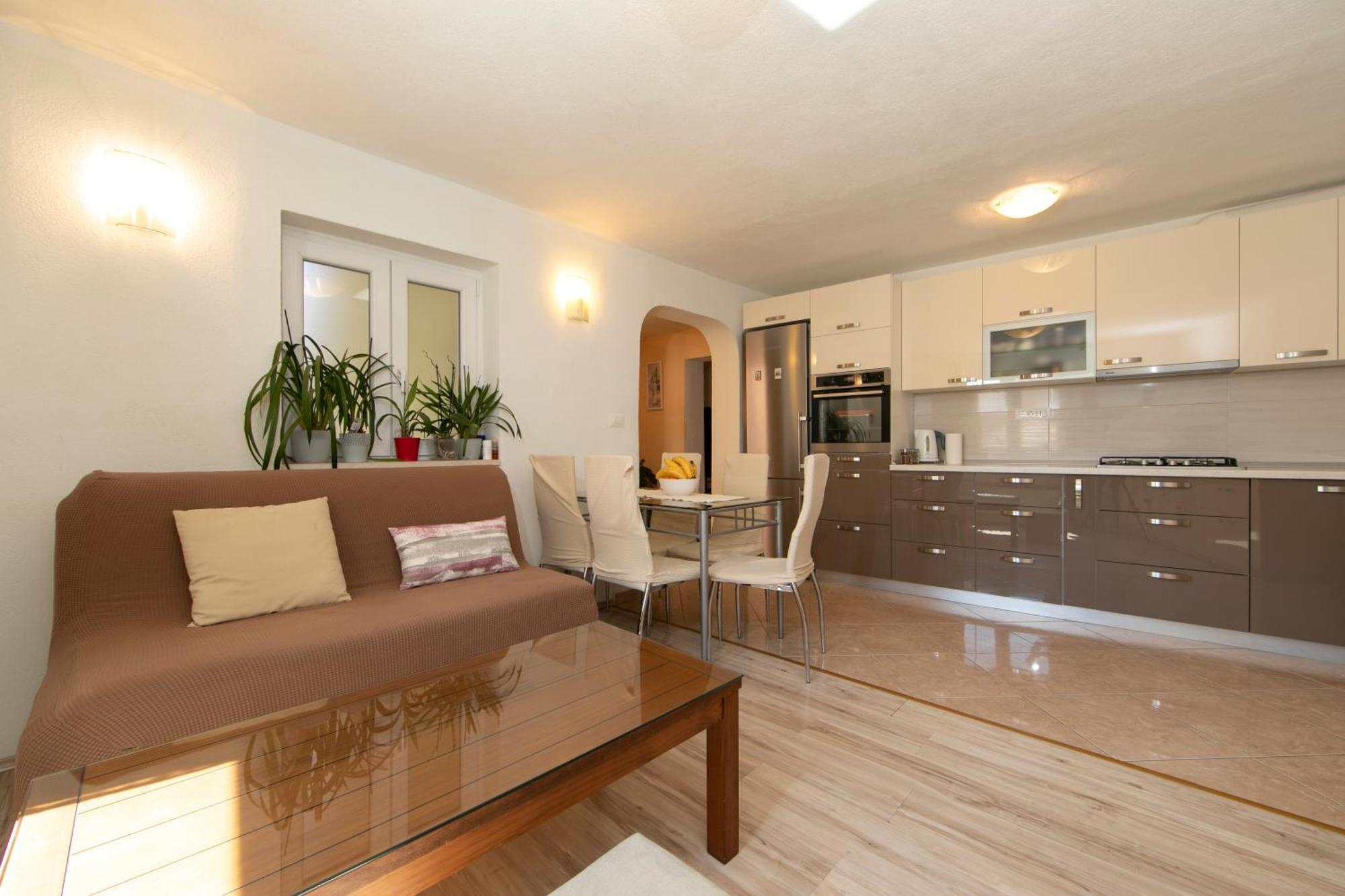 Apartmani Darinka Baška Voda Exterior foto