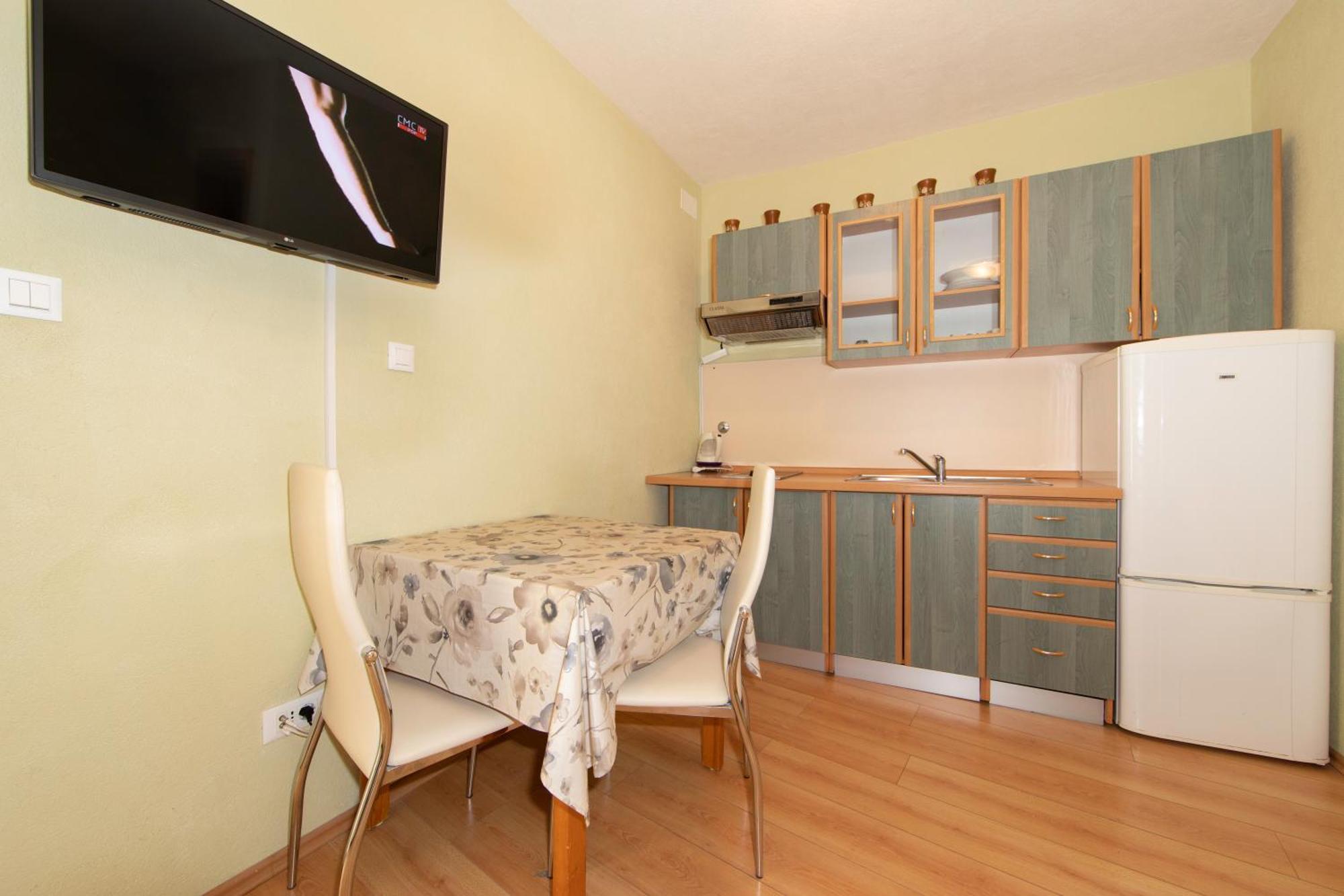 Apartmani Darinka Baška Voda Exterior foto